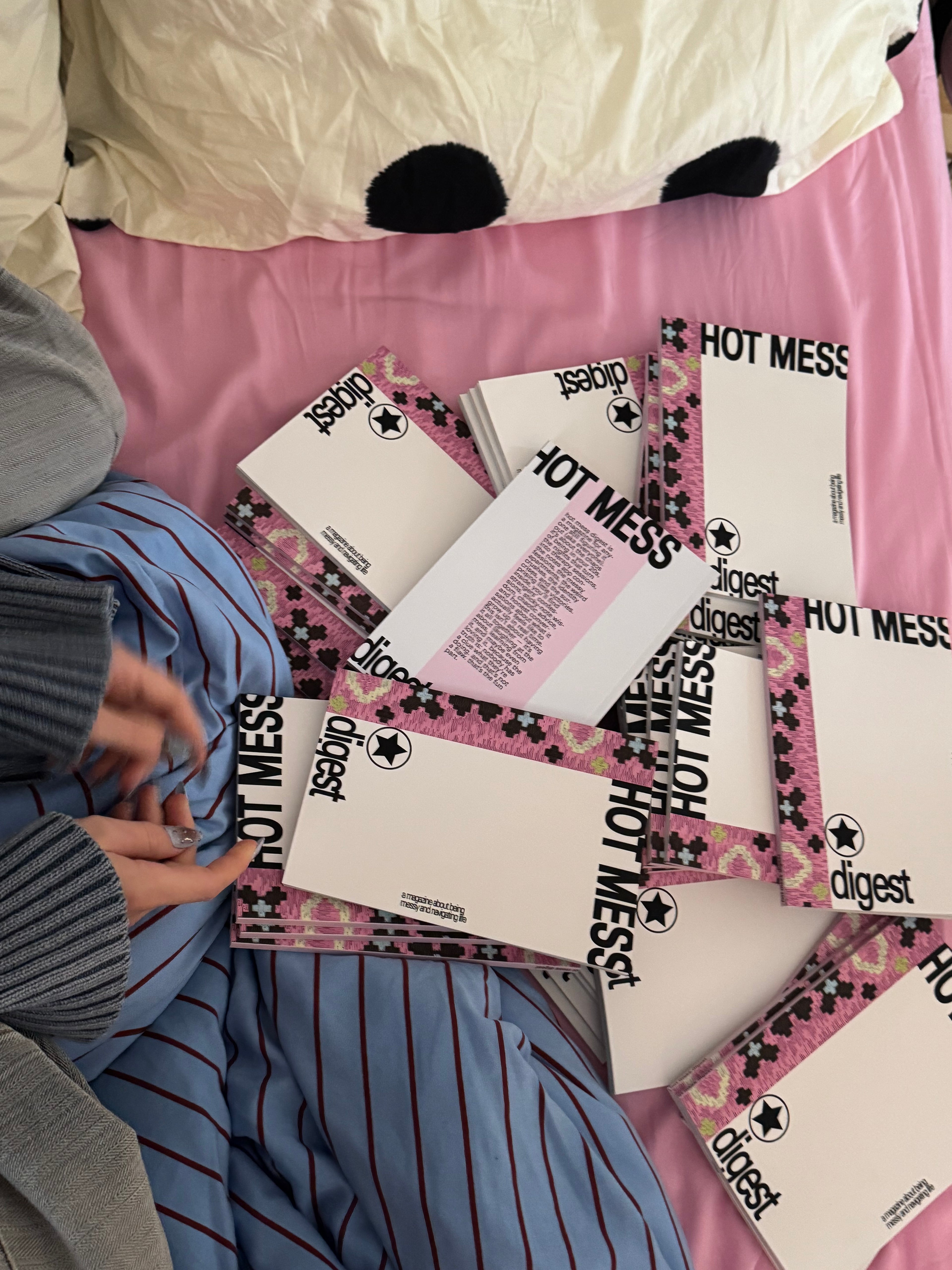 HOT MESS - The magazine