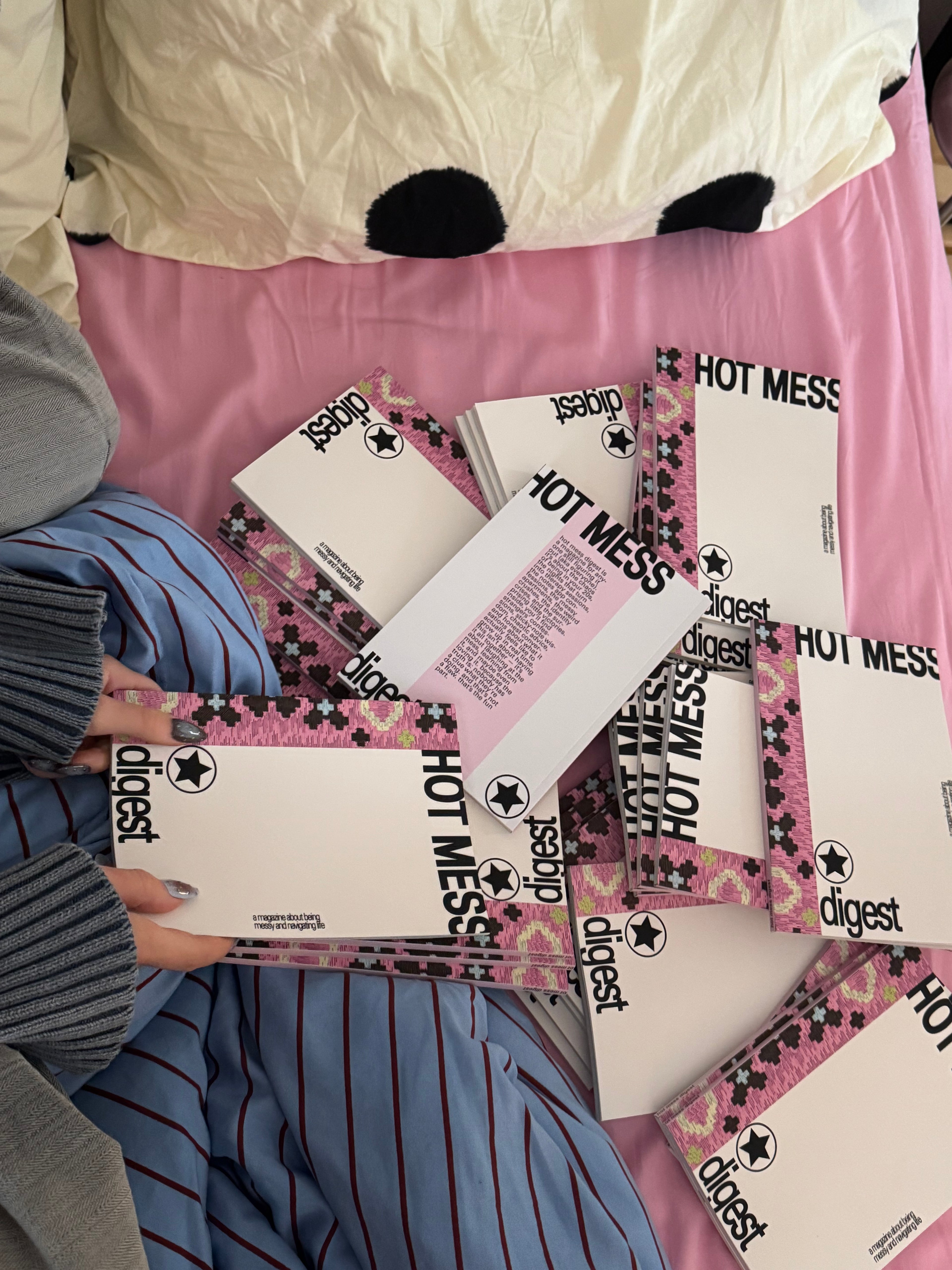 HOT MESS - The magazine